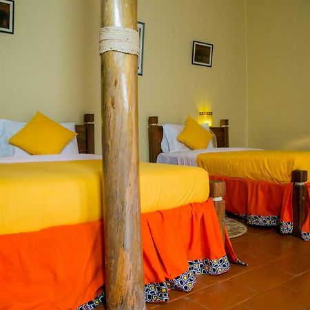 Lake Mulehe Gorilla Lodge Kisoro Exterior photo